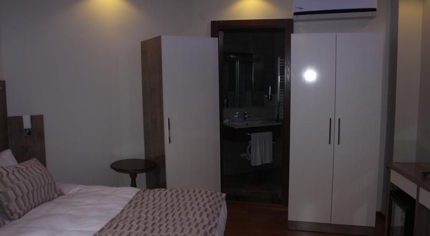 Vera Hotel Bandirma Exterior photo